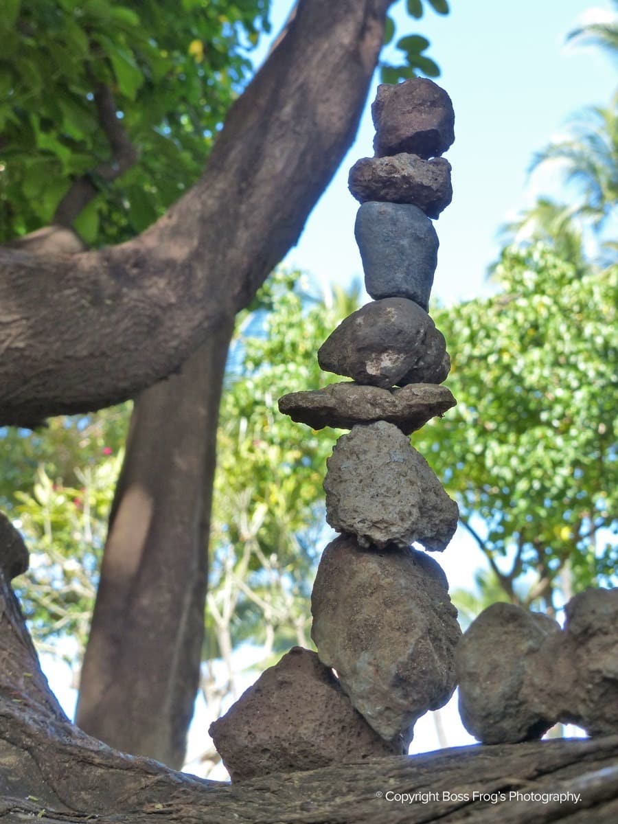 Keawakapu Beach - rock tower